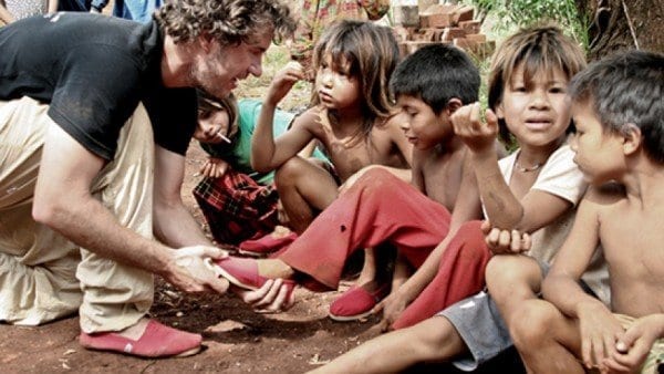 Examples of Meaningful Storytelling: TOMS shoes